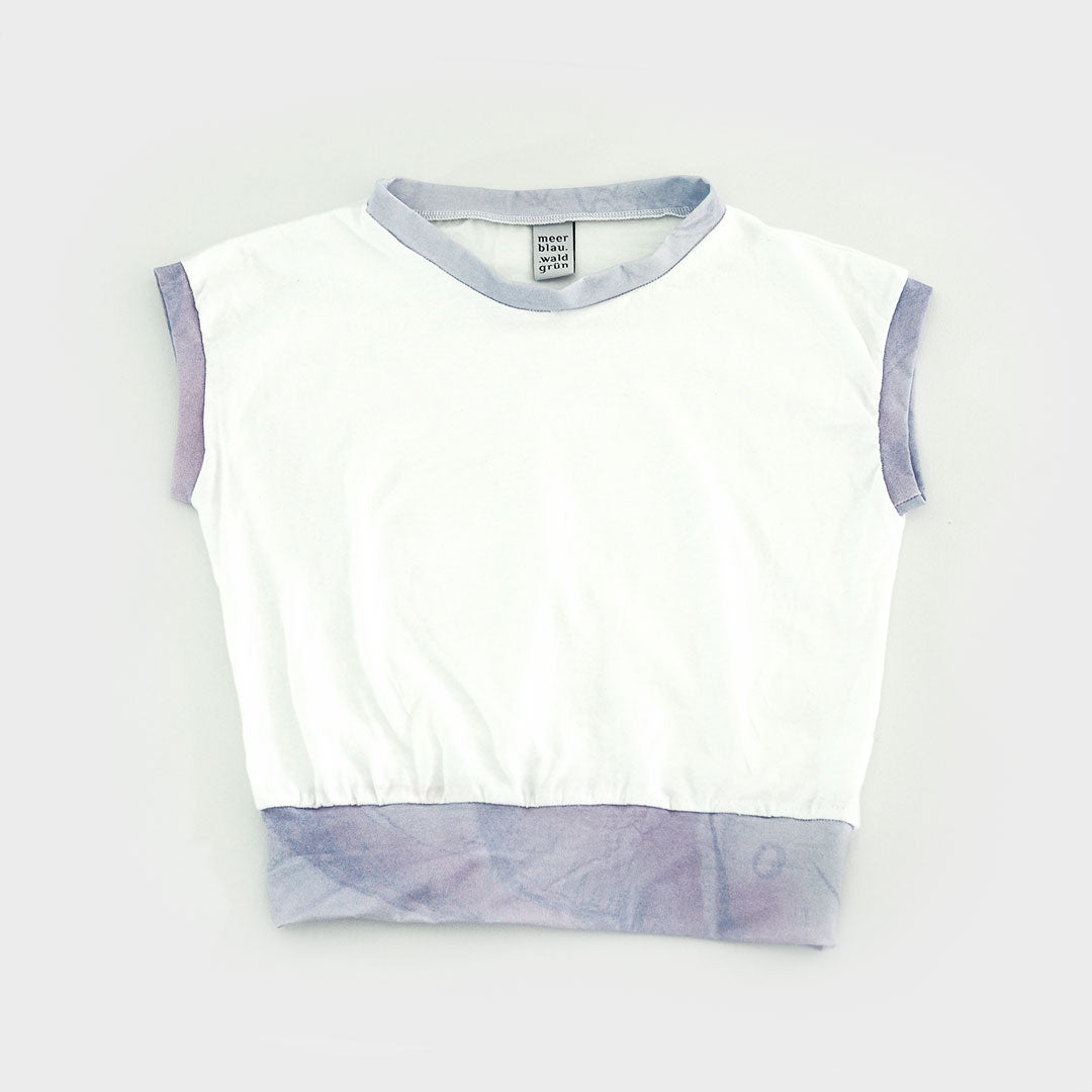 WHITE SHIRT