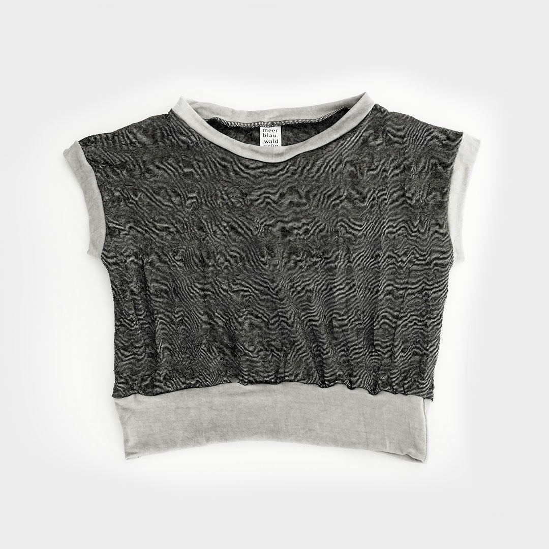 GREY SHIRT